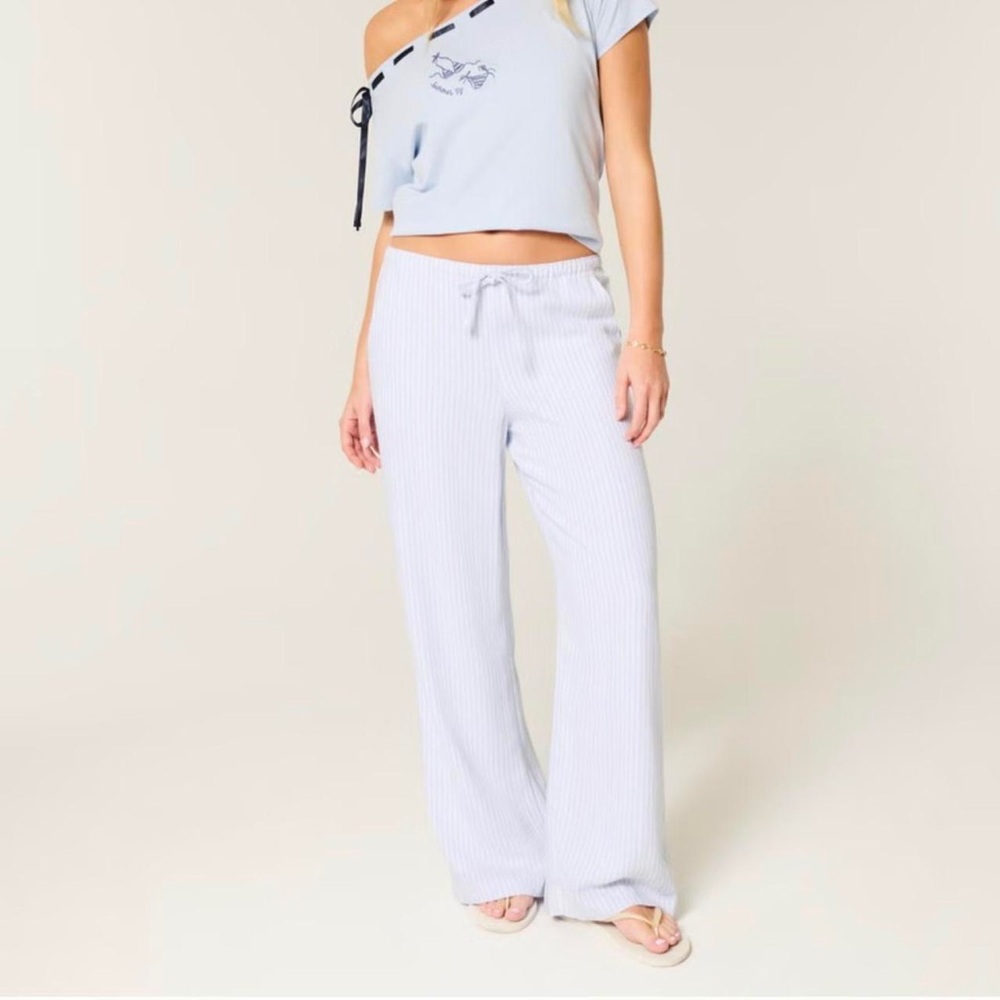 Hollister Soft Blue Wide-Leg Pants